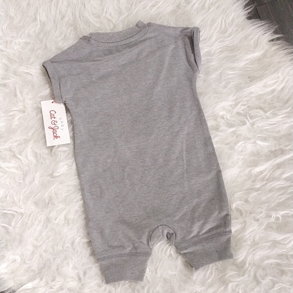 Baby onesies - Picture 4 of 4